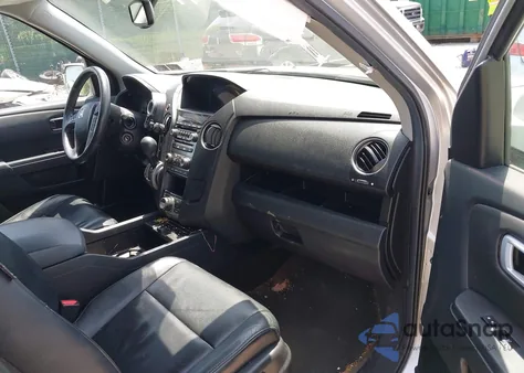 2013 Honda Pilot Touring from USA, damaged, VIN 5FNYF4H95DB048371